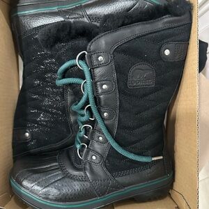 Sorel Black and Teal Winter Boots